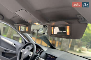 Универсал Opel Astra 2009 в 