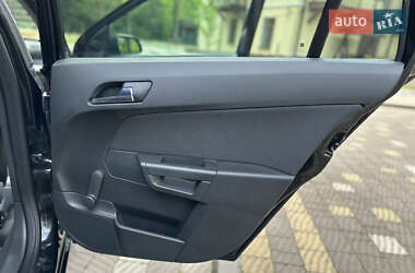 Универсал Opel Astra 2009 в 