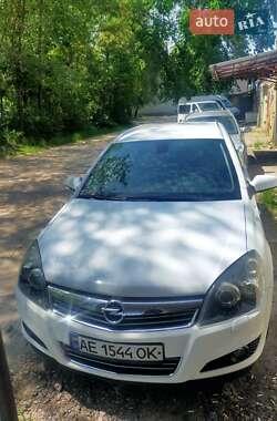 Универсал Opel Astra 2008 в Днепре