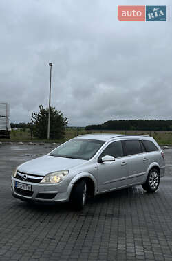 Универсал Opel Astra 2005 в 