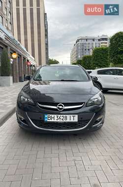 Універсал Opel Astra 2014 в Ірпені