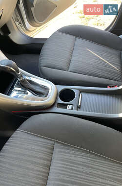 Хэтчбек Opel Astra 2010 в 