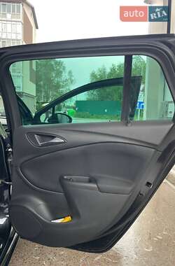 Универсал Opel Astra 2016 в 