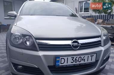 Универсал Opel Astra 2004 в Львове