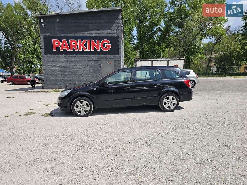 Универсал Opel Astra 2009 в Каменском