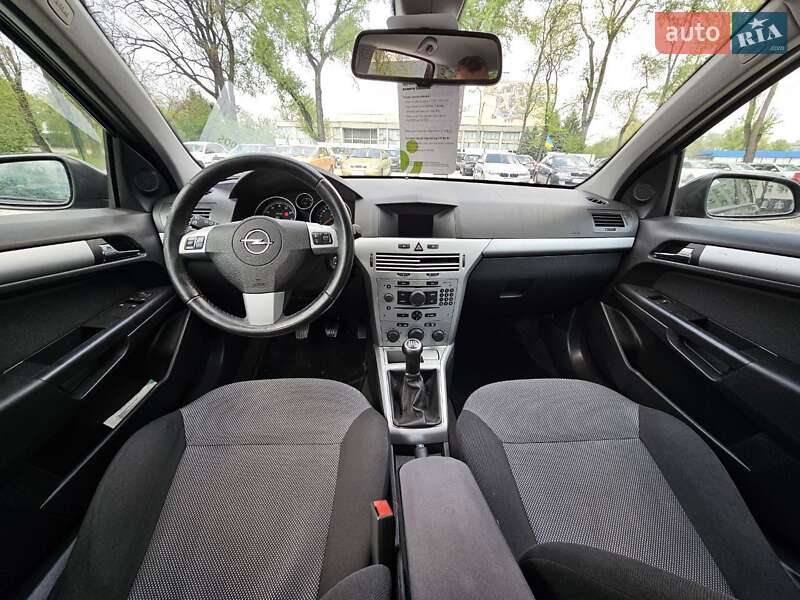 Универсал Opel Astra 2009 в Каменском