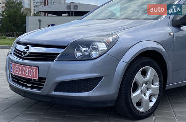 Універсал Opel Astra 2009 в 