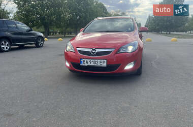 Универсал Opel Astra 2010 в 
