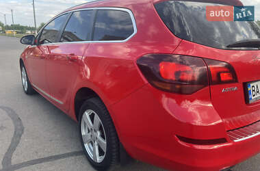 Универсал Opel Astra 2010 в 