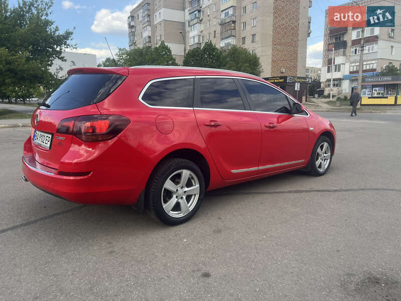 Універсал Opel Astra 2010 в Нікополі