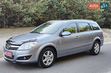 Универсал Opel Astra 2008 в Киеве