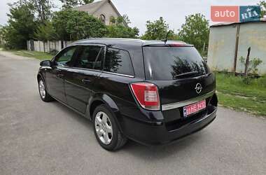 Универсал Opel Astra 2009 в 