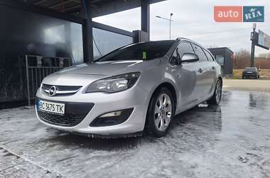 Универсал Opel Astra 2012 в Львове