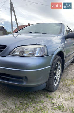 Седан Opel Astra 2008 в 