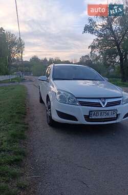 Универсал Opel Astra 2009 в Шаргороде
