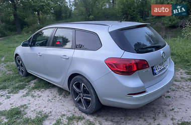 Універсал Opel Astra 2015 в 
