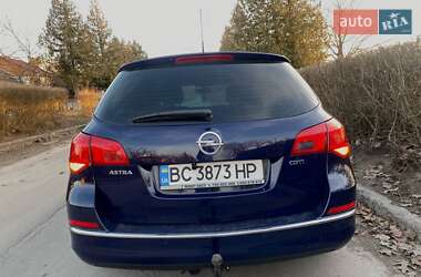 Универсал Opel Astra 2012 в 