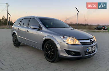 Універсал Opel Astra 2008 в Здолбуніві