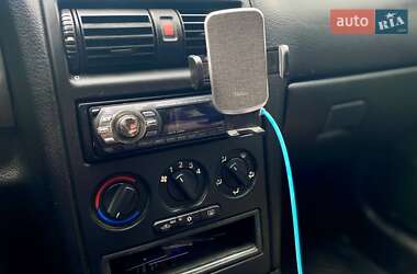 Седан Opel Astra 2008 в 