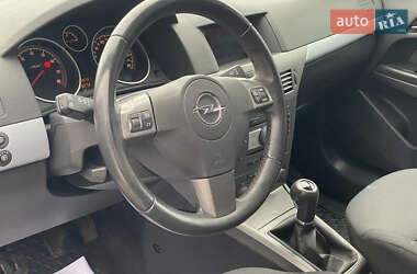 Універсал Opel Astra 2007 в 