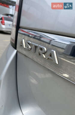 Универсал Opel Astra 2006 в 
