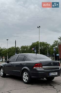 Седан Opel Astra 2008 в 