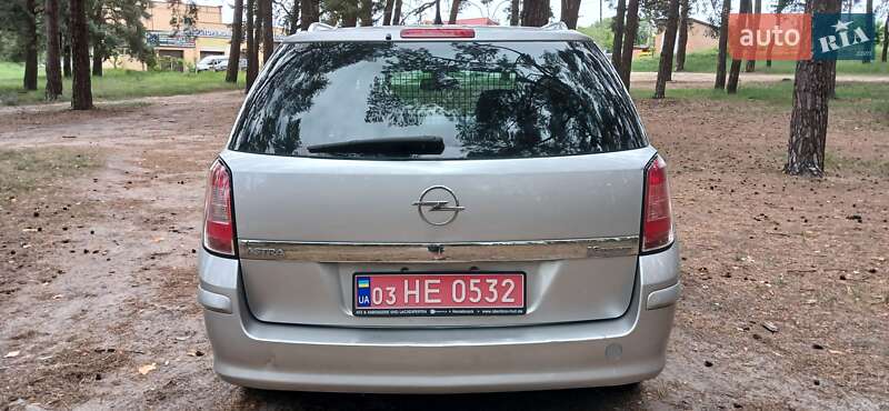 Универсал Opel Astra 2007 в Сумах