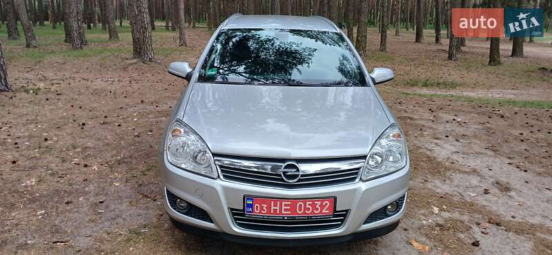 Универсал Opel Astra 2007 в Сумах