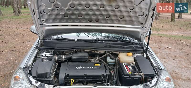 Универсал Opel Astra 2007 в Сумах