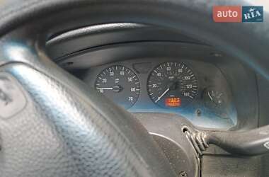 Седан Opel Astra 2006 в 