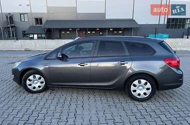 Универсал Opel Astra 2011 в 