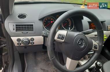 Универсал Opel Astra 2008 в 