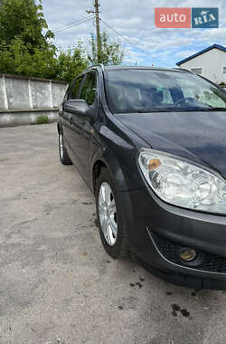 Универсал Opel Astra 2009 в 