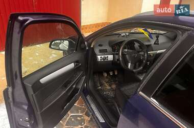 Универсал Opel Astra 2006 в 