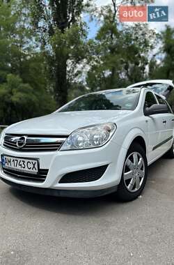 Универсал Opel Astra 2009 в 