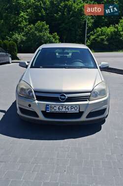 Хетчбек Opel Astra 2004 в Львові