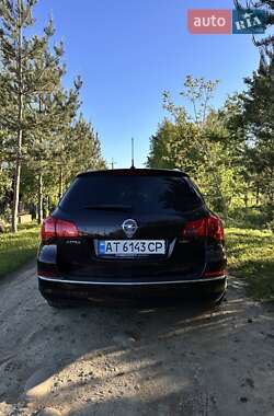 Універсал Opel Astra 2013 в 