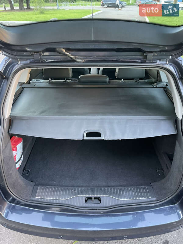 Универсал Opel Astra 2010 в Ровно
