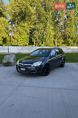Универсал Opel Astra 2008 в Луцке