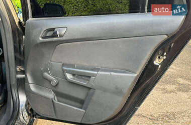 Универсал Opel Astra 2009 в 