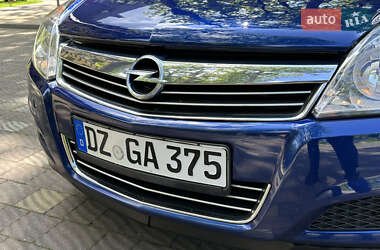 Універсал Opel Astra 2009 в 