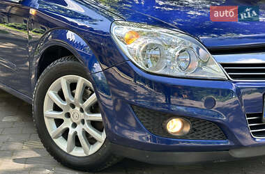 Універсал Opel Astra 2009 в 