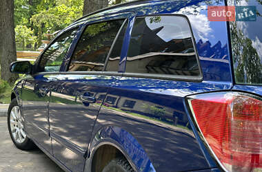 Універсал Opel Astra 2009 в 