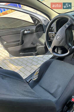 Седан Opel Astra 2003 в 