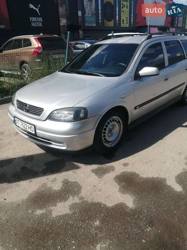 Универсал Opel Astra 2004 в Ивано-Франковске