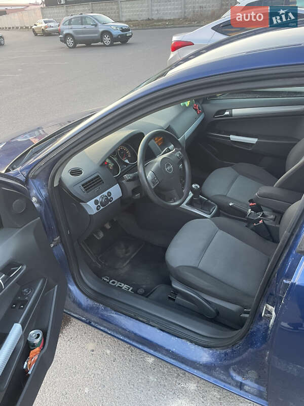 Хетчбек Opel Astra 2005 в Шумську