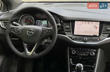 Универсал Opel Astra 2016 в 