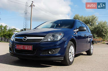 Универсал Opel Astra 2012 в Одессе