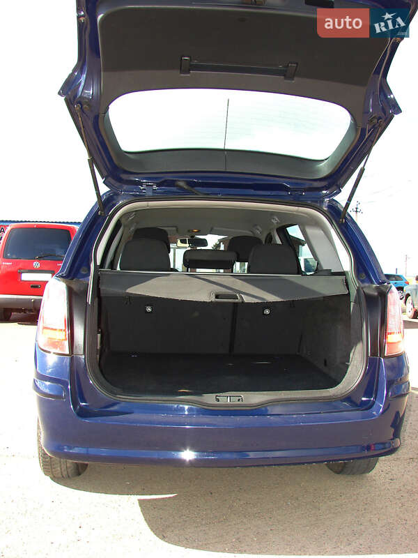 Універсал Opel Astra 2012 в Одесі