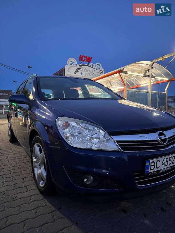 Универсал Opel Astra 2007 в Львове